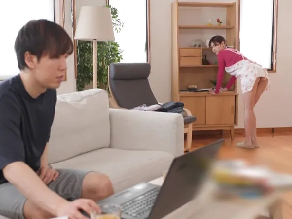 lồn trinh Cô nhân viên dọn nhà dam dang và anh chàng may mắn